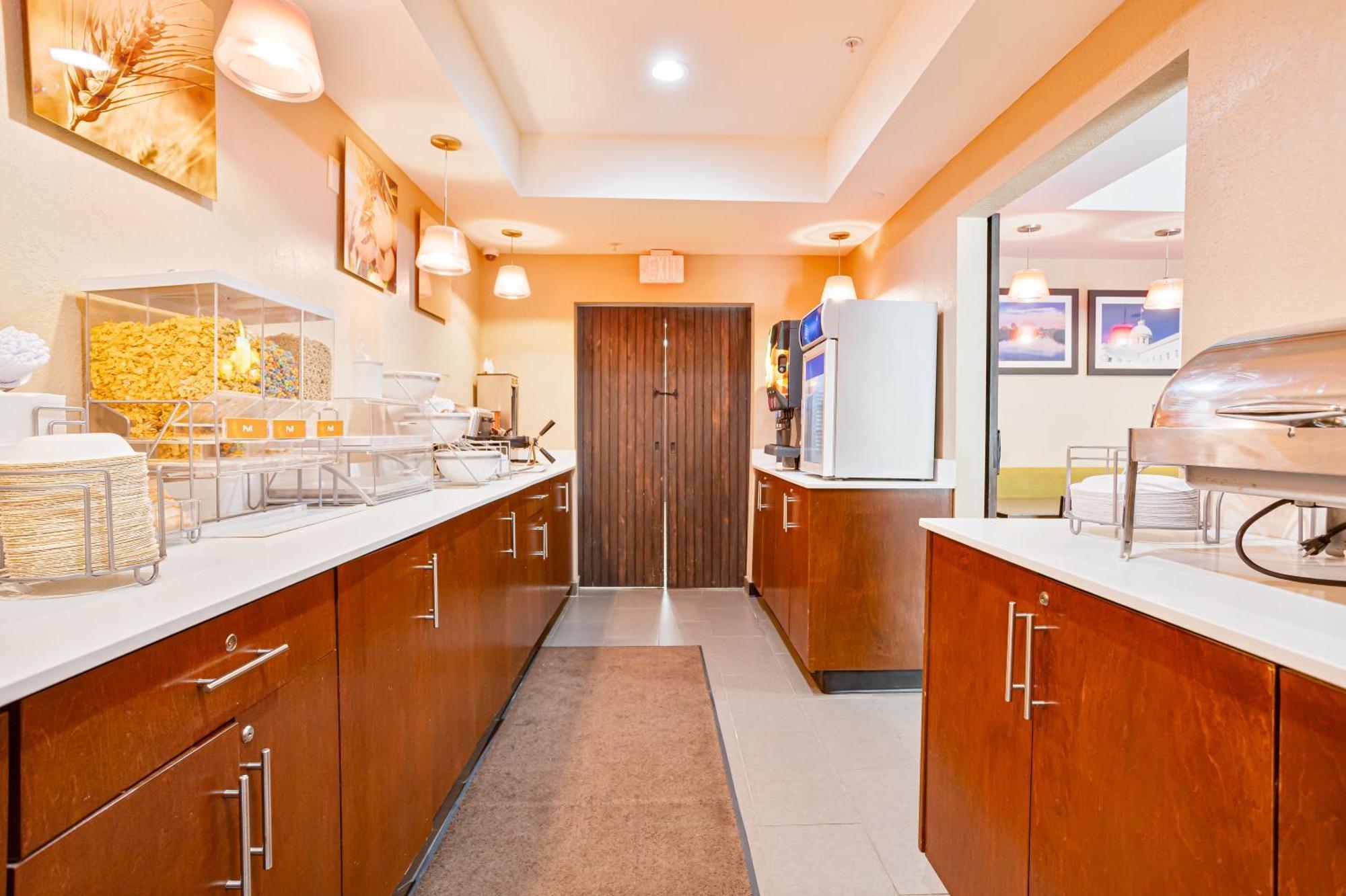 Comfort Inn & Suites Montgomery East Carmichael Rd Luaran gambar