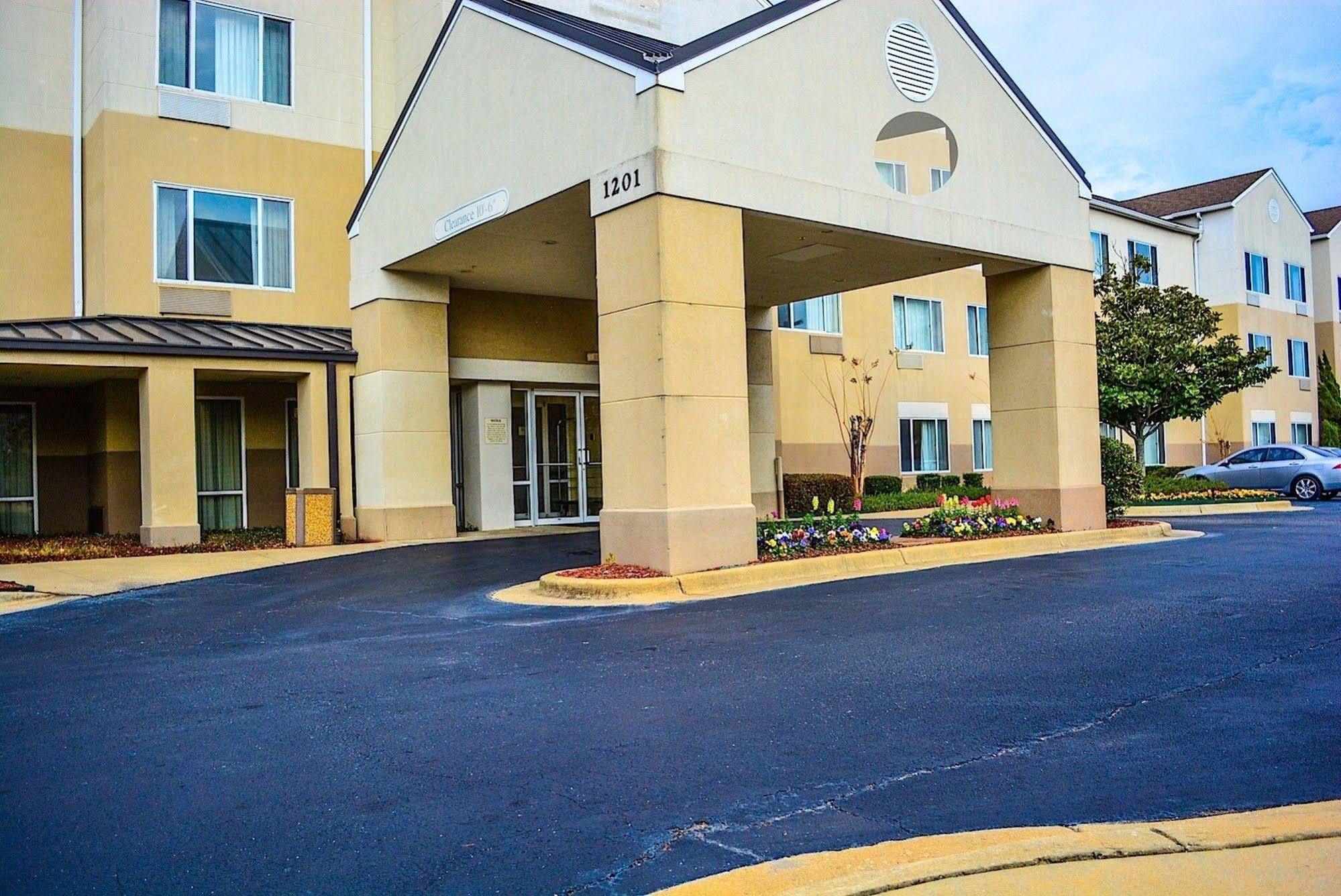 Comfort Inn & Suites Montgomery East Carmichael Rd Luaran gambar